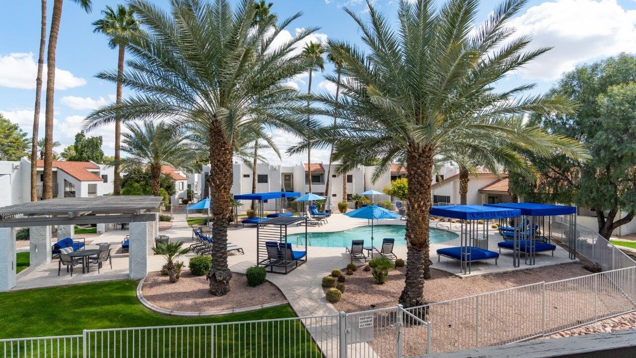 Avia McCormick Ranch in Scottsdale, AZ - Foto de edificio