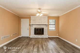 575 Scarborough Rd in Ellenwood, GA - Building Photo - Building Photo