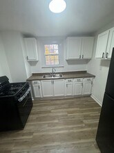 275 Greensburg Pike in North Versailles, PA - Building Photo - Building Photo