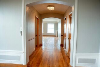 4940 S East End Ave in Chicago, IL - Building Photo - Building Photo