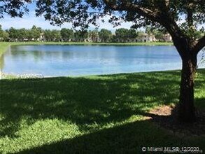 2621 SE 12th Rd, Unit 202 in Homestead, FL - Building Photo - Building Photo