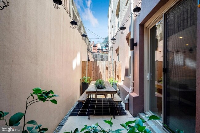 3606 Rock Creek Church Rd NW, Unit 101 in Washington, DC - Building Photo - Building Photo