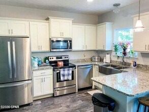 2417 Causeway Manor Ct in Panama City Beach, FL - Building Photo - Building Photo