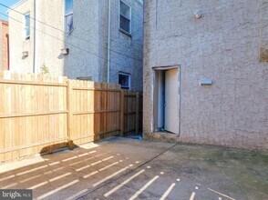 2142 N Carlisle St in Philadelphia, PA - Building Photo - Building Photo
