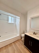 887 Taylor St, Unit 891 in Monterey, CA - Building Photo - Building Photo