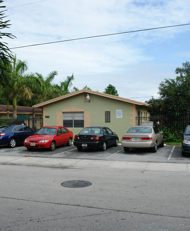 301 NE 80th Ter in Miami, FL - Building Photo - Building Photo