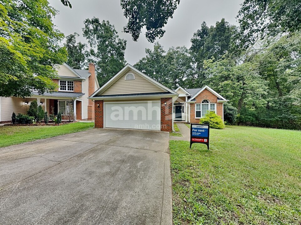 4125 Medford Dr NW in Concord, NC - Building Photo