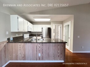 2425 Cranston Dr-Unit -#8 in Escondido, CA - Building Photo - Building Photo