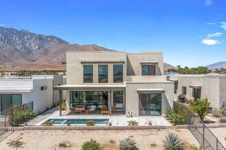3618 Taylor Dr in Palm Springs, CA - Building Photo - Building Photo