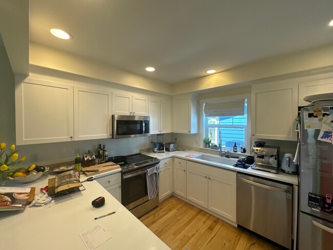 property at 1372 Stonecress Ln