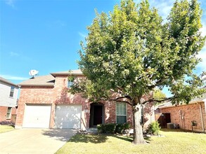 10212 Brenden Dr in McKinney, TX - Foto de edificio - Building Photo