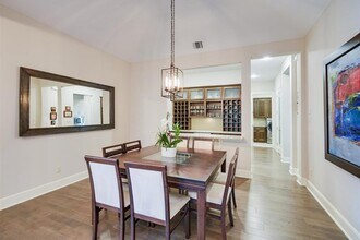 112 Bisset Ct in Austin, TX - Building Photo - Building Photo
