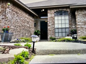 3009 Quail Hollow Dr in Corpus Christi, TX - Building Photo