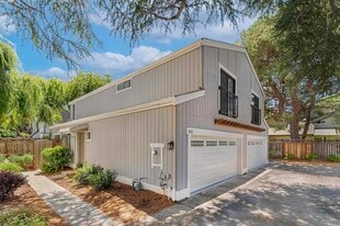163 Gladys Ave in Mountain View, CA - Building Photo