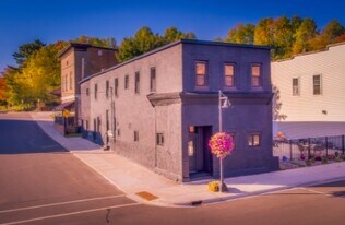 501 Iron St in Negaunee, MI - Building Photo