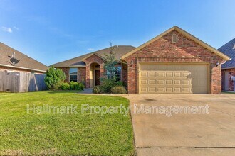 920 SW 13th St in Moore, OK - Building Photo - Building Photo