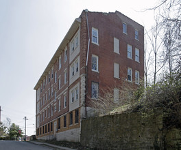 3493 Wilson Ave in Cincinnati, OH - Foto de edificio - Building Photo