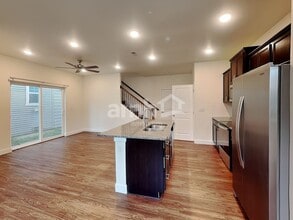 33064 Eagle Peak Ln in Black Diamond, WA - Building Photo - Building Photo