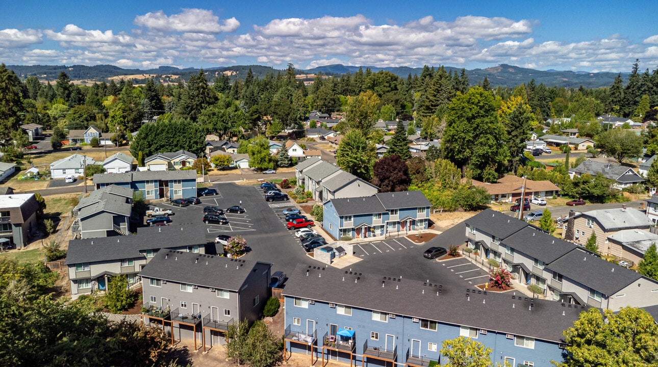 Drumwood McMinnville in McMinnville, OR - Building Photo