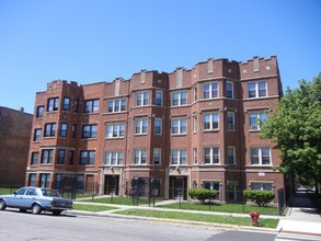 7800 S Laflin Street in Chicago, IL - Foto de edificio - Building Photo