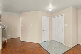 7931 Raven Creek Ln in Cypress, TX - Building Photo - Building Photo