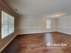 264 Farrington Dr in Clayton, NC - Foto de edificio - Building Photo