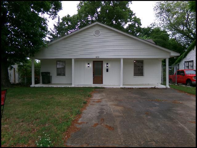 property at 606 E 21st St