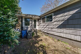 902 Grove St-Unit -902 in Vancouver, WA - Building Photo - Building Photo