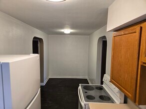 539 Hadley Ave, Unit 2 in Kettering, OH - Building Photo - Building Photo