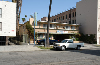 518 S Mariposa Ave in Los Angeles, CA - Building Photo - Building Photo