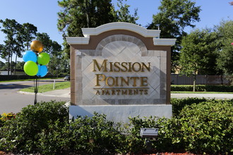 Mission Pointe in Jacksonville, FL - Foto de edificio - Building Photo