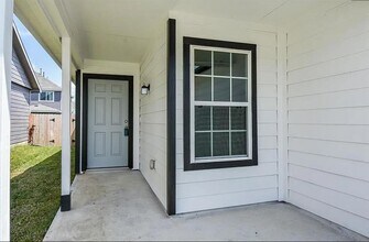 2516 Westslope Dr in Shenandoah, TX - Building Photo - Building Photo