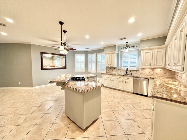 14515 Muirfield Ln in Houston, TX - Building Photo - Building Photo