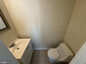 1007 Timber Creek Rd in Lindenwold, NJ - Building Photo - Building Photo