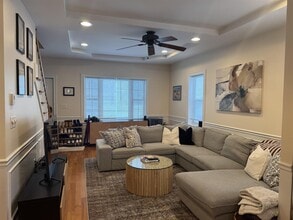 11 Winthrop Ct, Unit 1 in Medford, MA - Building Photo - Building Photo