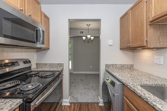 Village of Coldstream in Cincinnati, OH - Building Photo - Building Photo