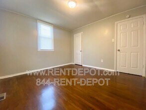 1621 Rheinhardt Ave in Evansville, IN - Building Photo - Building Photo
