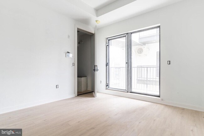 1306 N Front St-Unit -2R in Philadelphia, PA - Building Photo - Building Photo