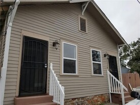 2128 Clara St in New Orleans, LA - Building Photo