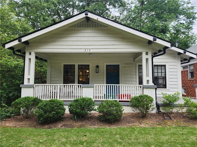 property at 315 S McDonough St