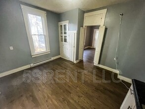 406 Gray Ave in Greenville, OH - Building Photo - Building Photo