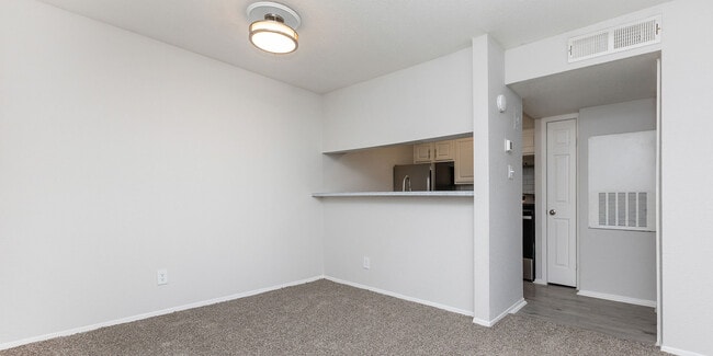 Wind Rush Apartments in Fort Worth, TX - Building Photo - Building Photo