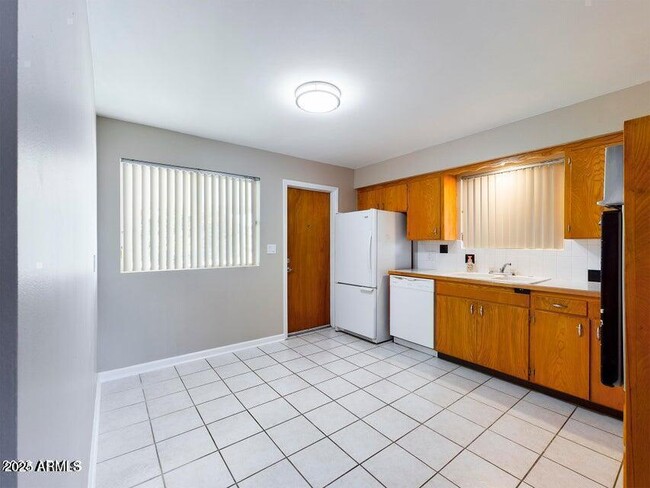 5414 E Albany St in Mesa, AZ - Building Photo - Building Photo