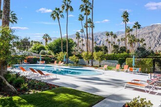 1111 Ramon Rd in Palm Springs, CA - Building Photo - Building Photo
