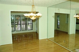 808 Park Ridge Cir in Marietta, GA - Building Photo - Building Photo