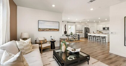 7024 Vail Rnch Rd in Roseville, CA - Building Photo - Building Photo