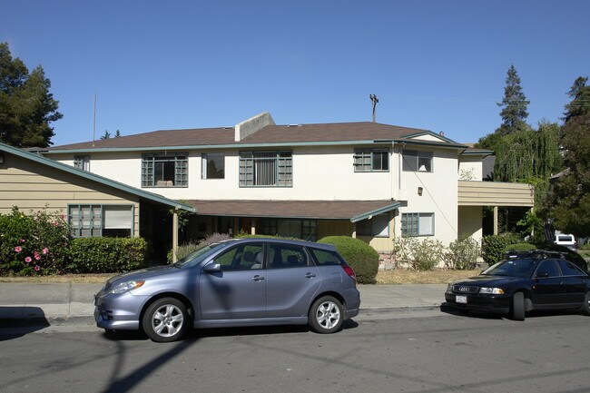 347 Haddon Rd in Oakland, CA - Foto de edificio - Building Photo
