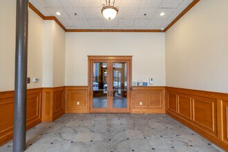 Pomeroy Lofts in Easton, PA - Building Photo - Lobby