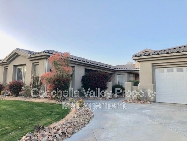 20 Trafalgar in Rancho Mirage, CA - Building Photo - Building Photo