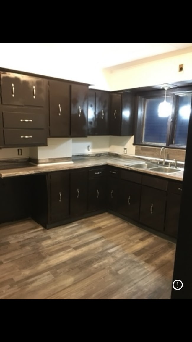 84 Arnold St, Unit Lower